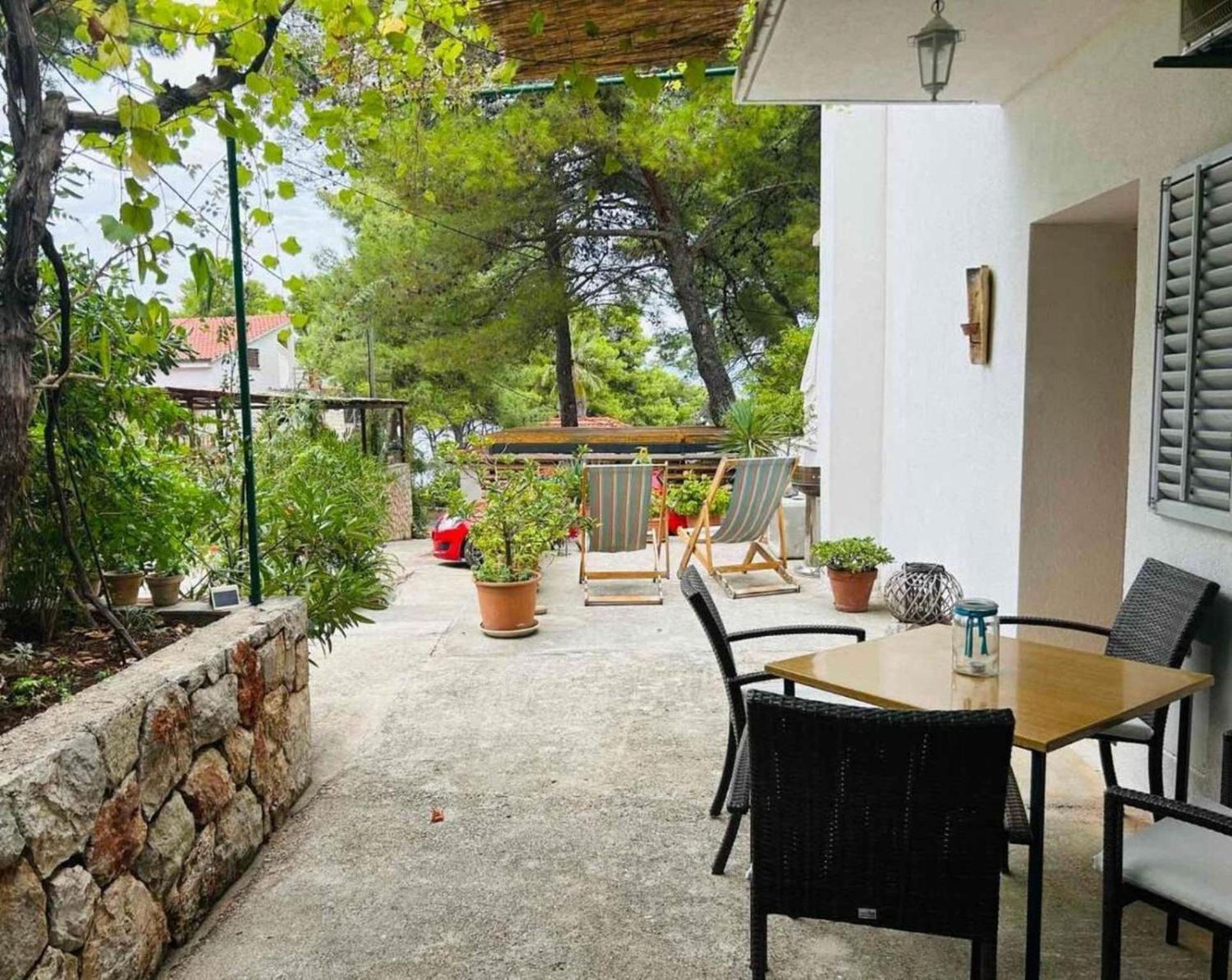 Apartments Matkov - Quite And Peaceful Location Jelsa  Kültér fotó